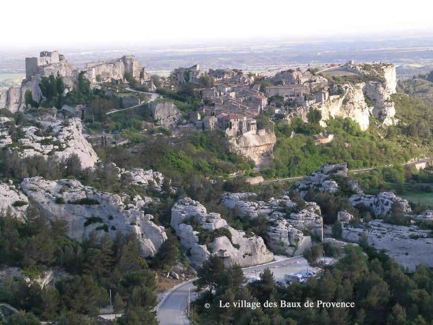 Arles, Saint-Rémy & Les Baux De Provence: Guided Tour - Quarry Light Show in Les Baux