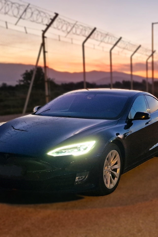 Athens: Sustainable VIP Airport Transfer>Unique Tesla ModelS - Eco-Friendly Commitment