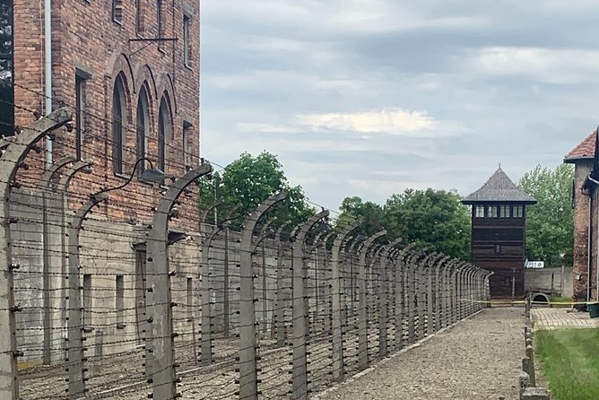 Auschwitz-Birkenau Guided Tour From Krakow - Private Car - Tour Inclusions