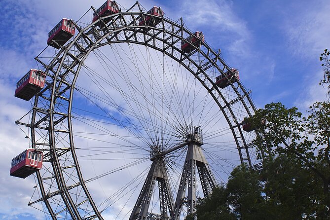 Authentic Experience: When in Vienna, Do as the Viennese Do! - Exploring the Historic Old Town