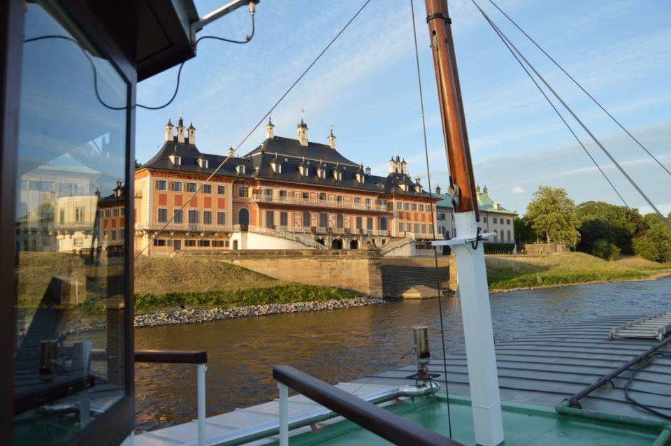 Bad Schandau: Saxon Switzerland Boat Trip - Boat Trip on Paddle Steamer