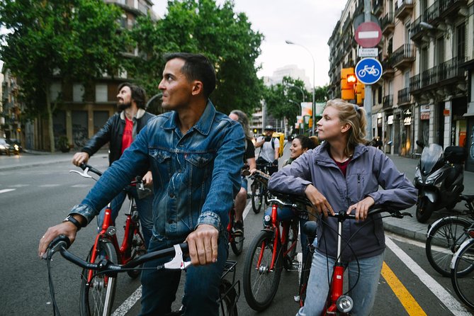 Barcelona Bike Tour by Night - Meeting and End Point