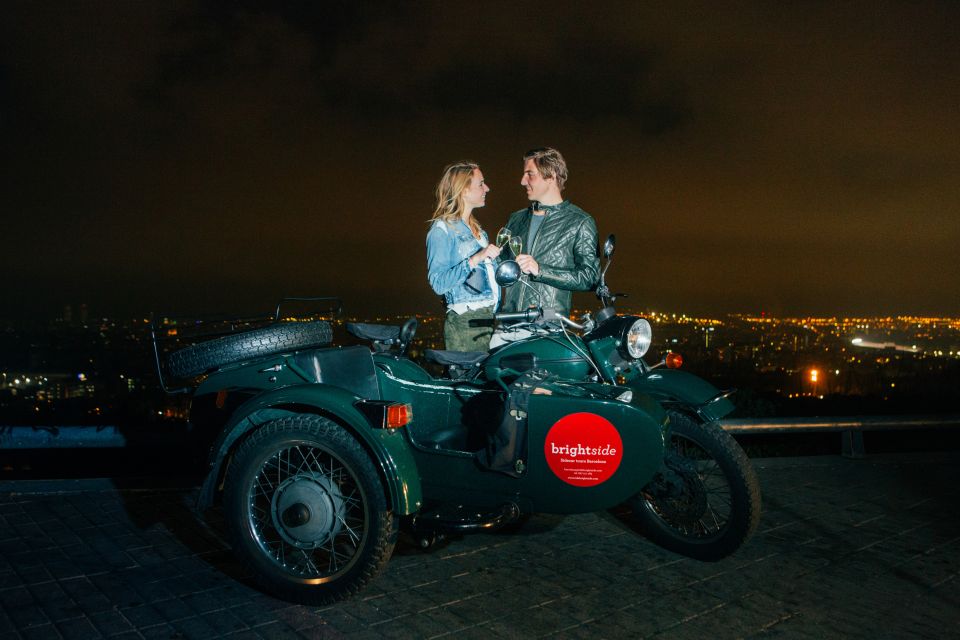 Barcelona: Night Tour on Sidecar Motorcycle - Tour Experience