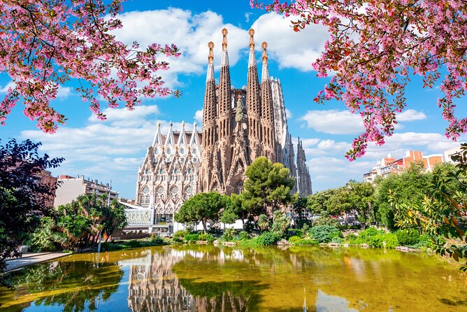 Barcelona Scavenger Hunt and Sights Self-Guided Tour - Positive Reviews