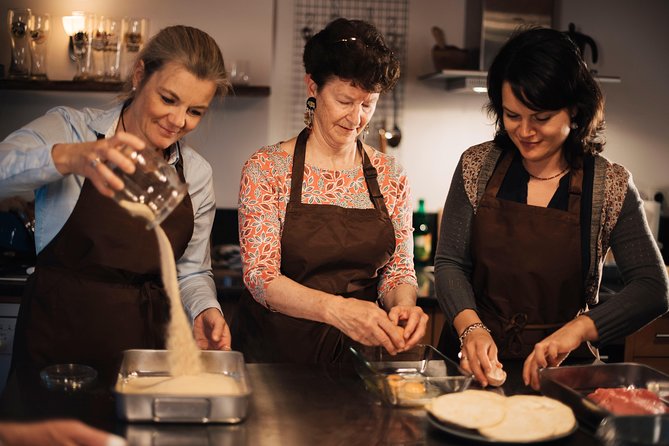 Bavarian Schnitzel Cooking Class in Oberaudorf Farmhouse - Class Details and Inclusions