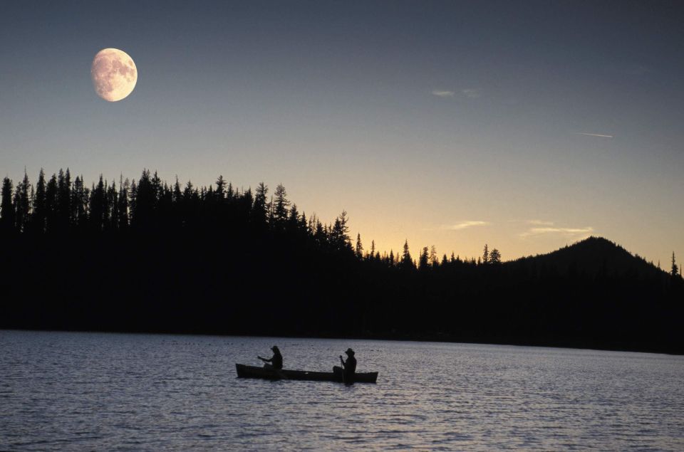 Bend: Moonlight and Starlight Canoe Tour - Experience Highlights