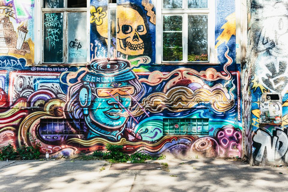 Berlin: City Street Art Guided Walking Tour - Tour Highlights