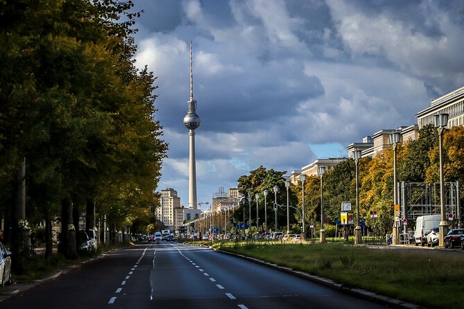 Berlin In A Nutshell: Introductory Group Walking Tour - Tour Details