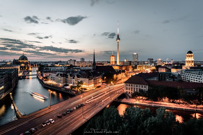 BERLIN PHOTO TOUR With a Professional Photographer From BERLIN - Tour Highlights and Landmarks