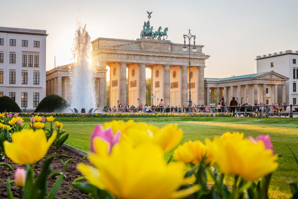 Berlin WelcomeCard: Discounts & Transport Berlin Zones (ABC) - Discounts on Top Attractions