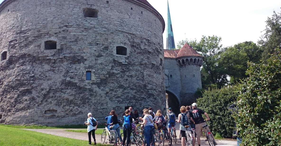 Best of Tallinn 2-Hour Bike Tour - Highlights of the Tour