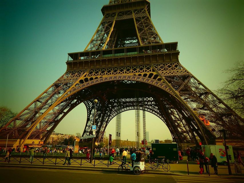 Big Sightseeing Tour of Paris With Audio Guide - Sights Covered