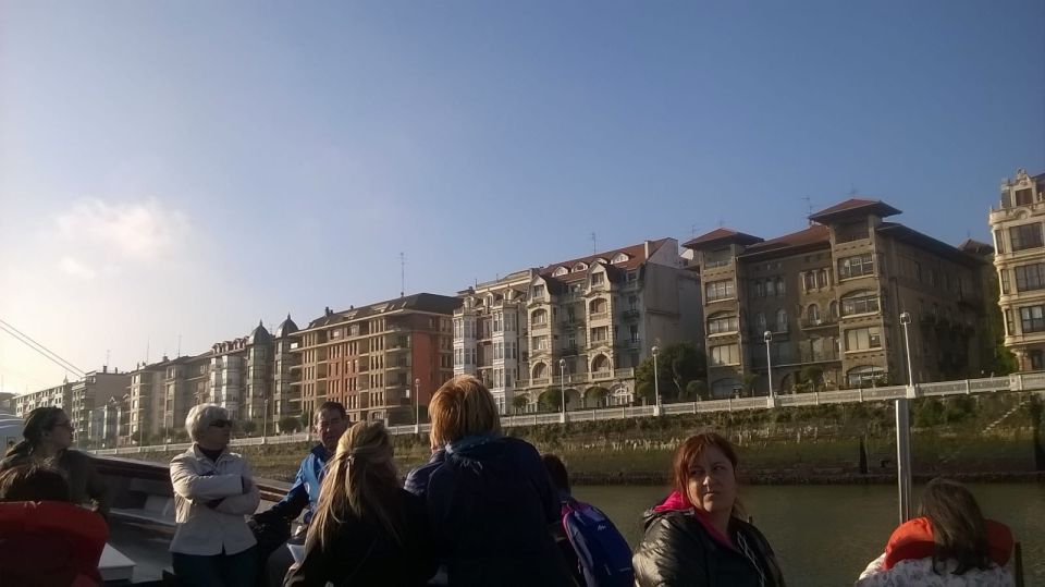 Bilbao: Boat and Walking Guided Tour With Pintxos - Itinerary Highlights