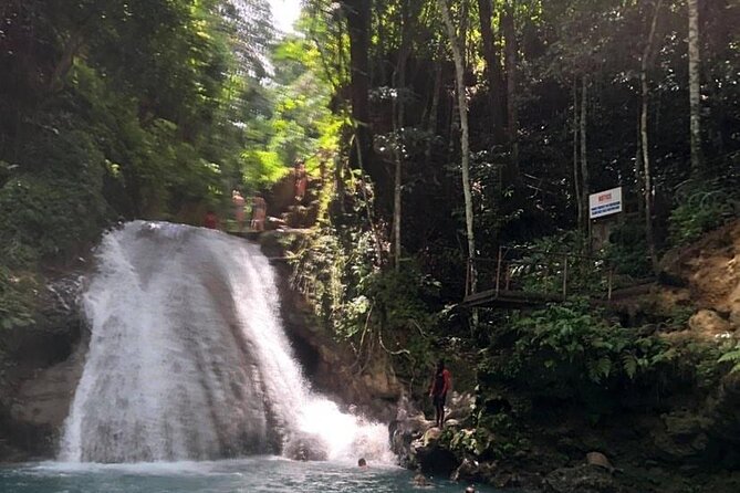 Blue Hole and White River Tubing From Ocho Rios & Runaway Bay - Entrance Fees and Inclusions