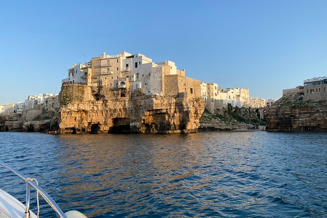 Boat Excursion to Polignano a Mare Between Caves and Coves - Alcoholic Beverages and Apulian Tarallini