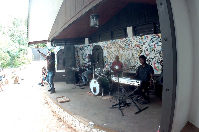 Bob Marleys Mausoleum Tour - Inclusions