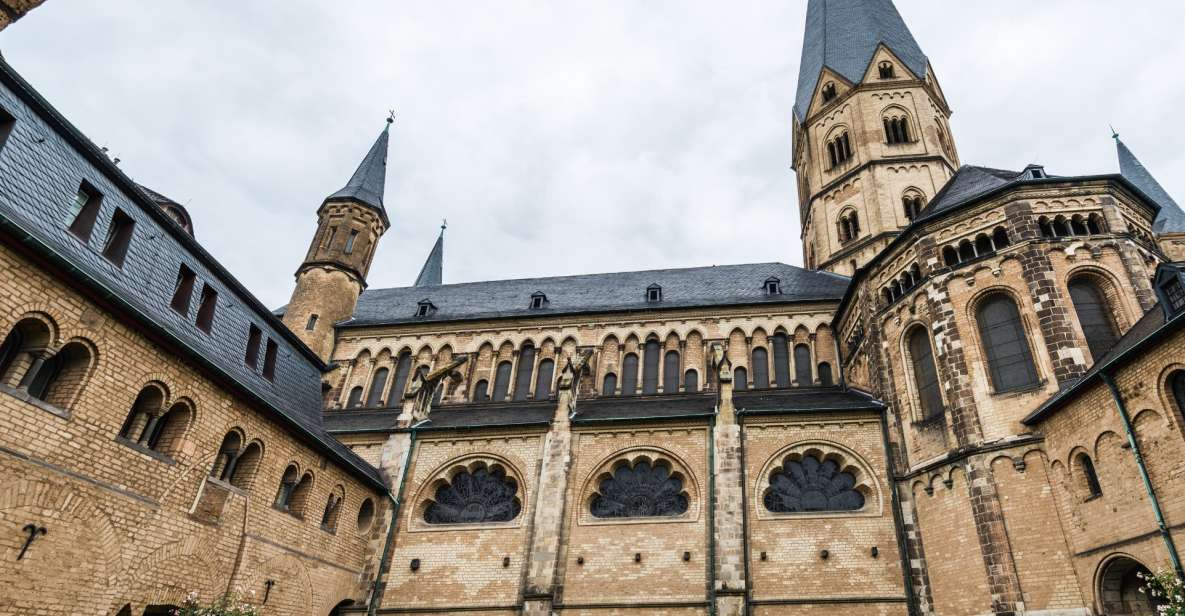 Bonn: First Discovery Walk and Reading Walking Tour - Itinerary and Highlights