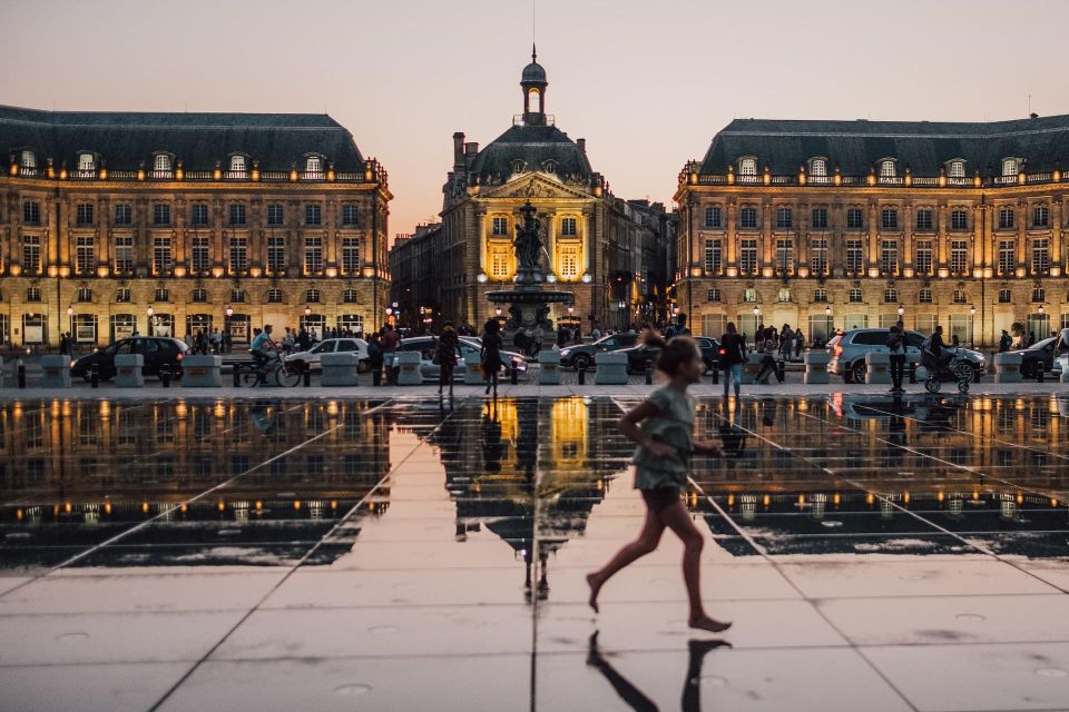 Bordeaux: Tour With Private Guide - Historic St. Pierre District and Medieval Streets