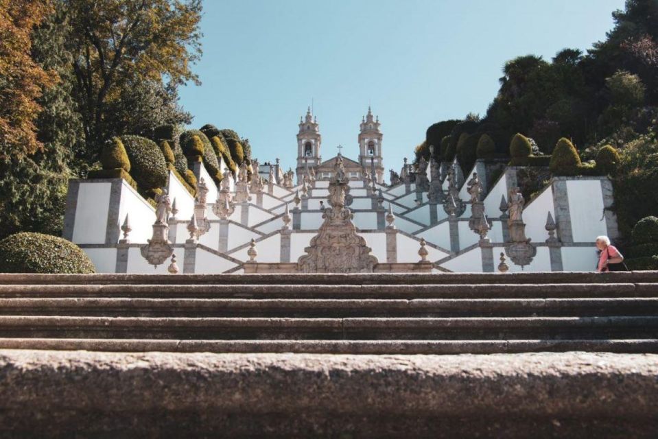 BRAGA: HD TOUR OF EXTENDED LONG MERCEDES V BRAGA - Sameiro Sanctuary and Its History