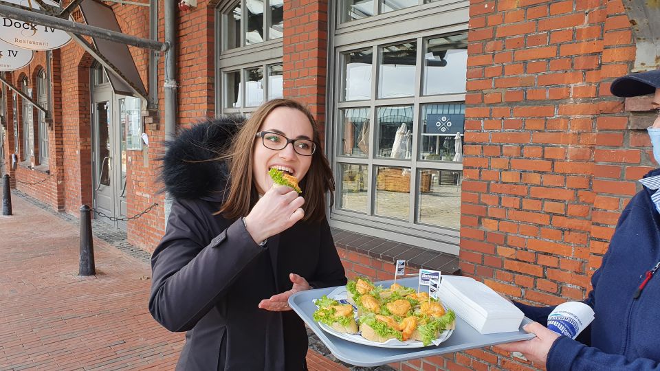 Bremerhaven: Fish Bite Guided Walking Tour - Highlights of the Tour