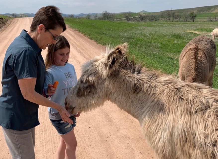 Buffalo Jeep Safari & Mammoth Site Tour - Wildlife Viewing