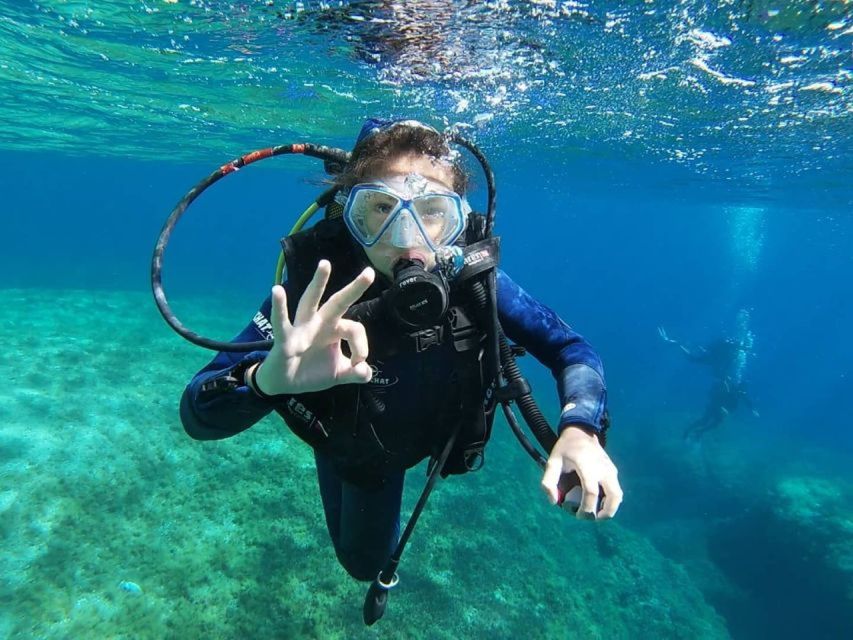 Calvi: PE20 Certificate Diving Lessons With Instructor - Diving Equipment Provided