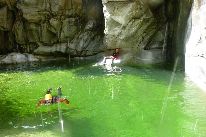 Canyoning Advanced Day Trip - Guided Experience