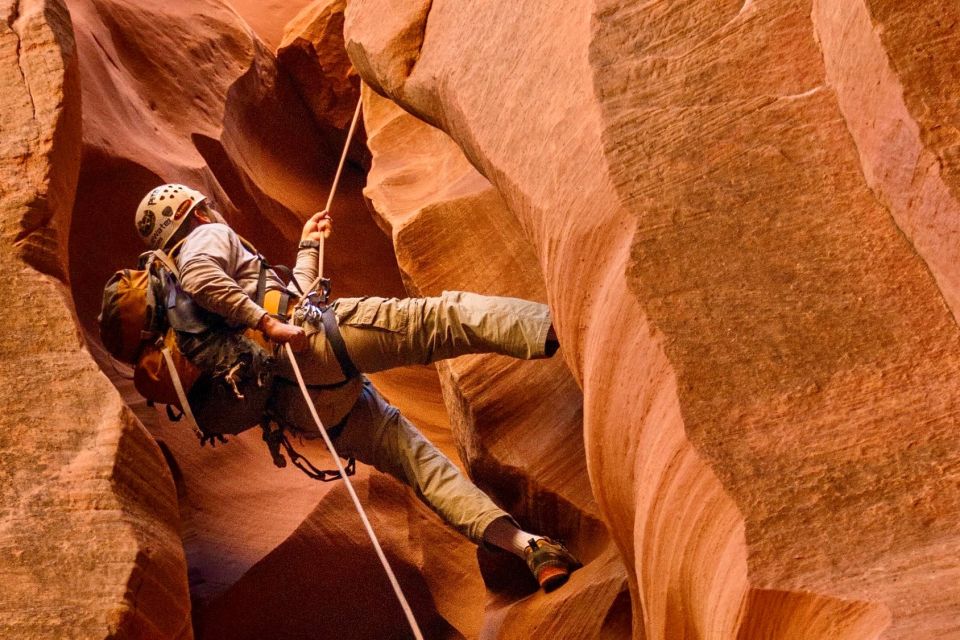 Canyonlands: 127 Hours Canyoneering Adventure - Exploring Bluejohn Canyon