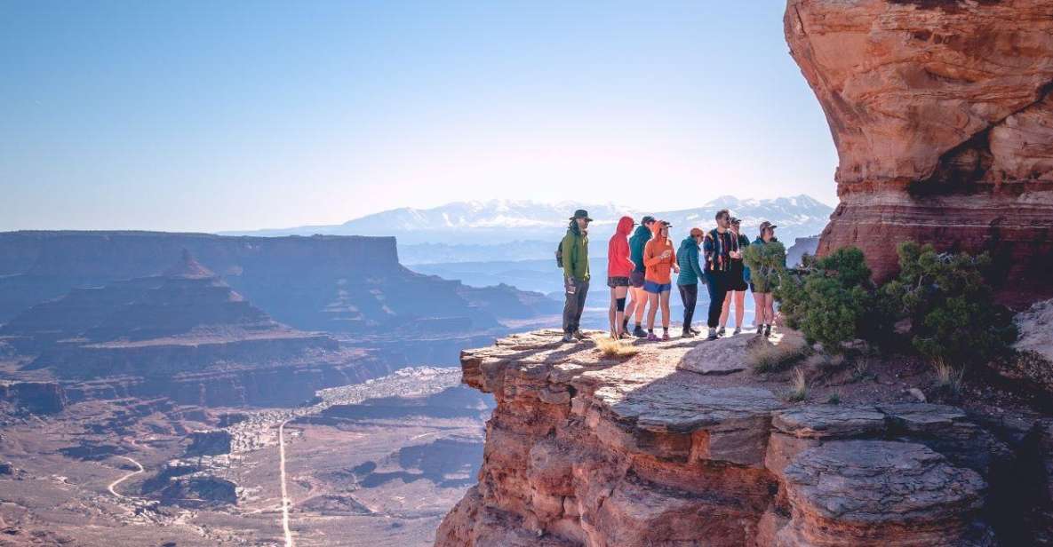 Canyonlands National Park: Private Day Hiking Tour - Discovering Iconic Sandstone Arches