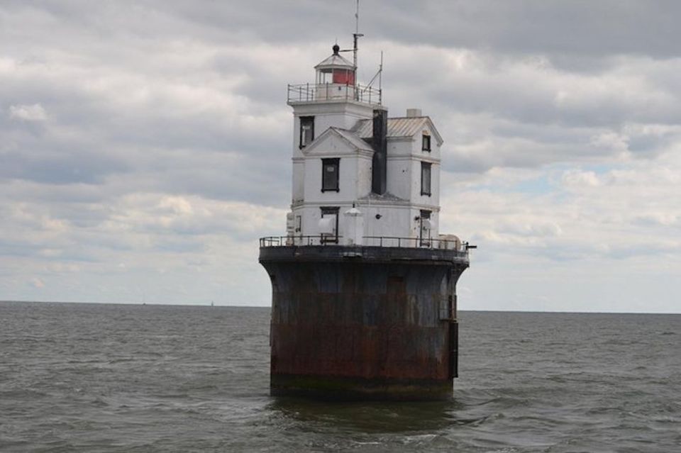 Cape May: Grand Lighthouse Cruise - Narrated Lighthouse Histories