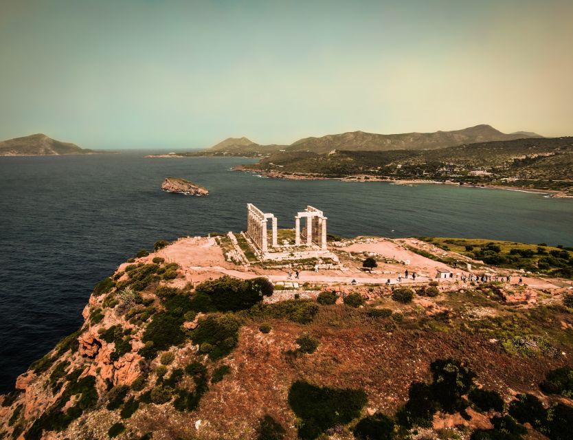 Cape Sounio Sunset Tour With a Stop to Vouliagmeni Lake - Itinerary and Highlights