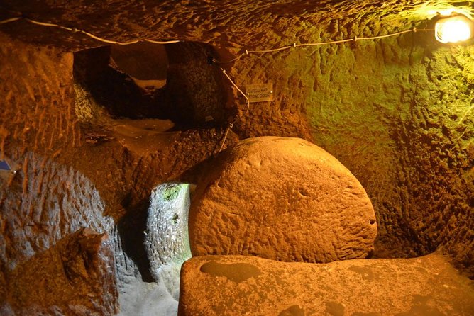 Cappadocia Daily Red Plus Tour - Marveling at Devrent Valleys Rock Formations