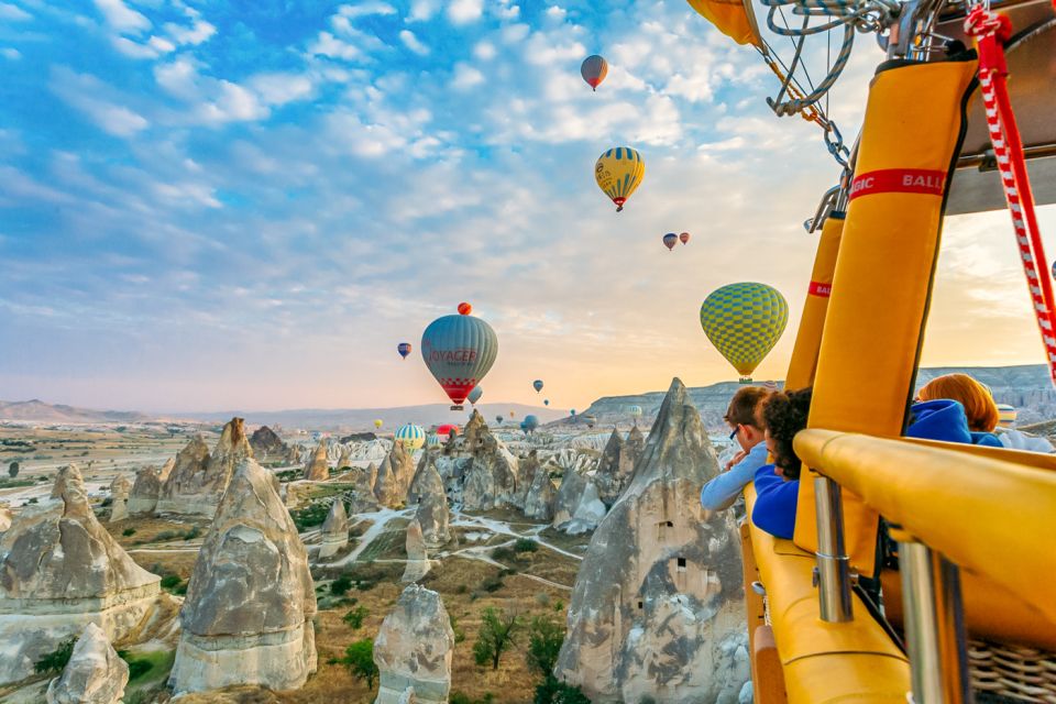 Cappadocia: Fairy Chimneys Balloon Flight With Breakfast - Pre-Flight Breakfast and Preparations