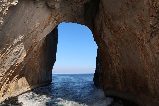 Capri, Anacapri and Blue Grotto- Small Group Tour From Capri Main Port - Visiting Axel Munthe Villa