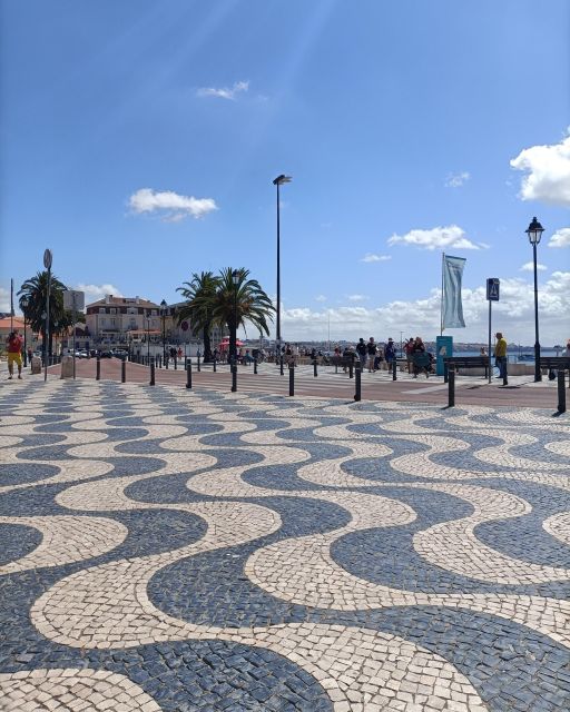 Cascais - Private Tour in German in Lisbon's Suburb - Experience the Atlantic Ocean Highlights