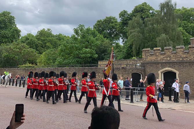 Changing of the Guard Walking Tour - Guided Walking Tour