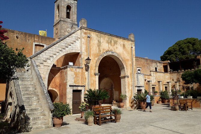 Chania: Old Town, Public Market, Hill of Prophet Elias, Agia Triada - Breathtaking Photo Opportunities