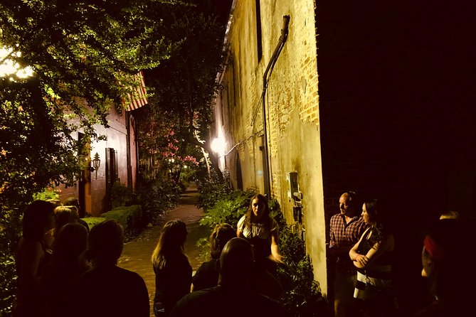 Charleston Haunted Booze and Boos Ghost Walking Tour - Cocktails and Libations