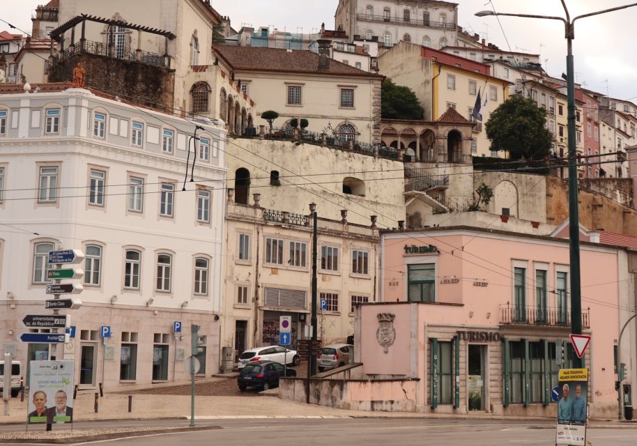 Coimbra: Scavenger Hunt and City Highlights Walking Tour - Experience Highlights