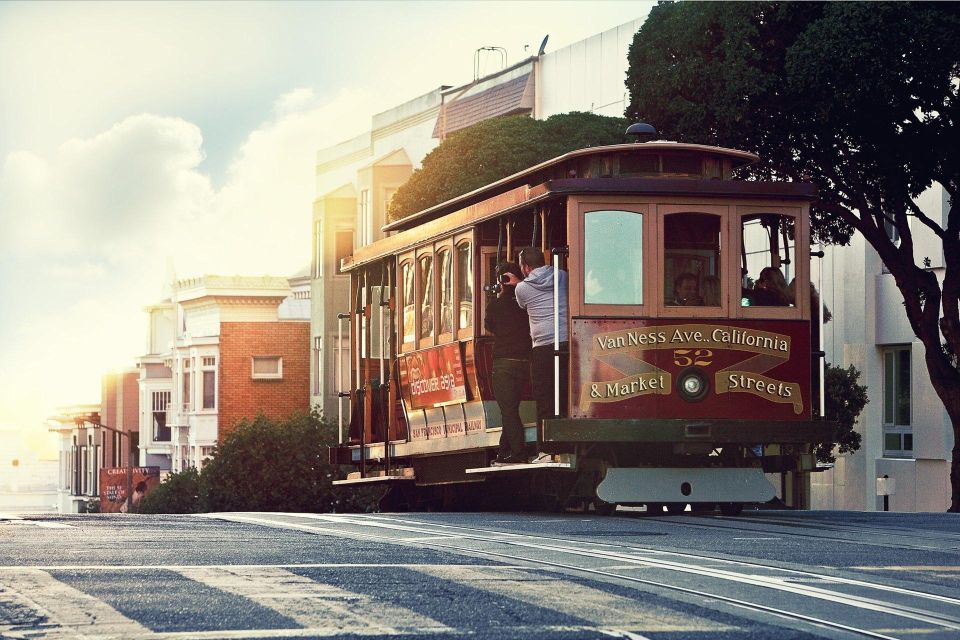 Coit Tower & Little Italy Landmark Walking Tour - Tour Highlights