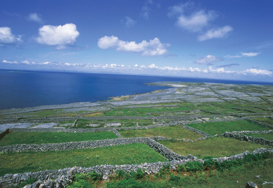 Connemara/Galway: Inis Meáin Return Ferry Transfer - Island Experience and Highlights