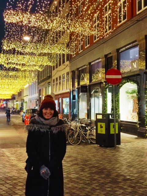 Copenhagen: Christmas Charm Walking Tour With Holiday Beer - Itinerary Highlights