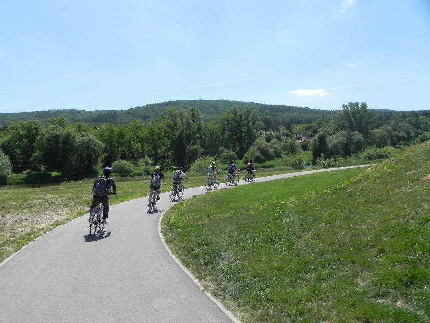 Coutryside E-Bike Tour to Karlstejn Castle (From 90€ per 1) - Activity Highlights