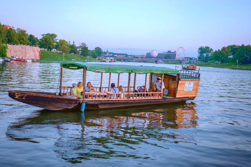 Cracow: Private Evening Boat Tour - Price and Duration