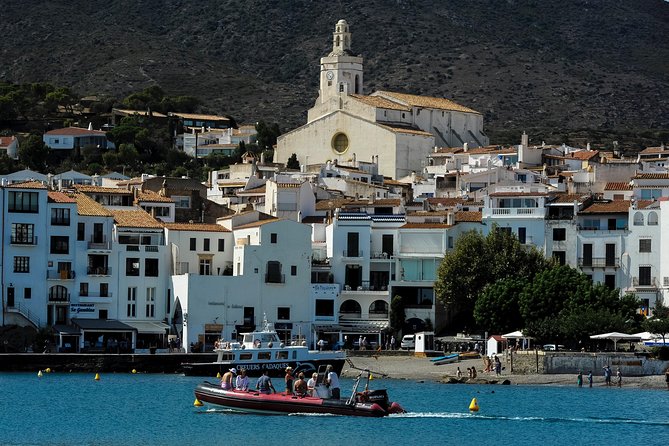 Dali Museum, House & Cadaques Private Tour From Barcelona - Itinerary