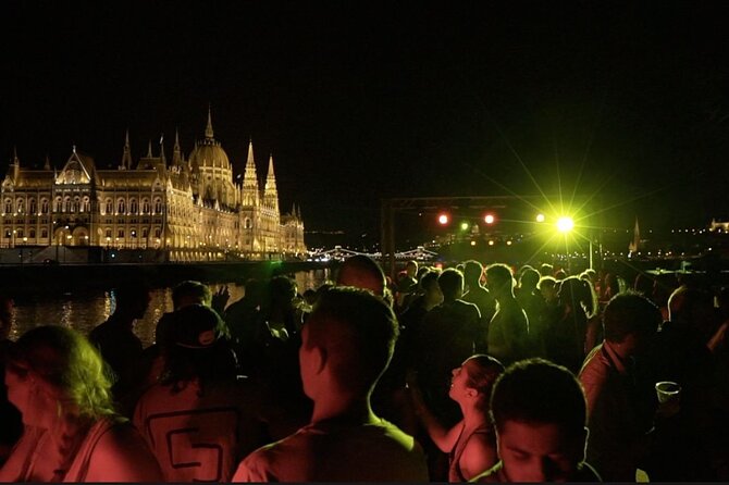 Danube Beat Boat Party Cruise Ticket - Included Amenities