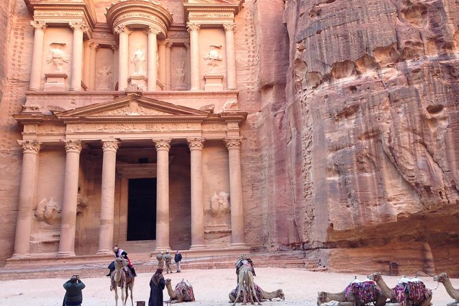 Day Tour to Petra From Eilat - Border Fees and Visa