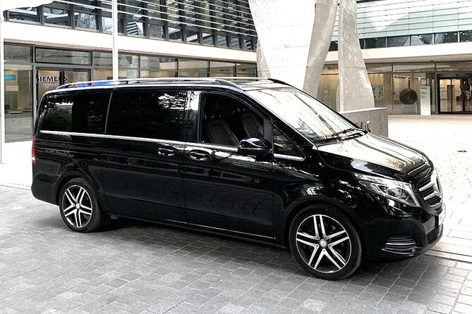 Departure Private Transfer: Calgary to Calgary Airport YYC in Luxury Van - Luxury Van Amenities