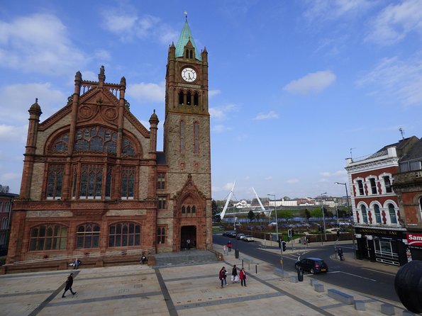 Derry Walls Private Walking Tour - Explore the History