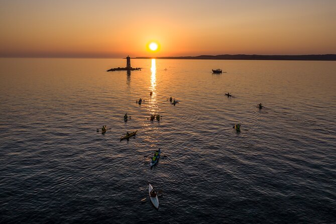 Discover the Secrets of the Island of Santantioco by Kayak - Health and Safety